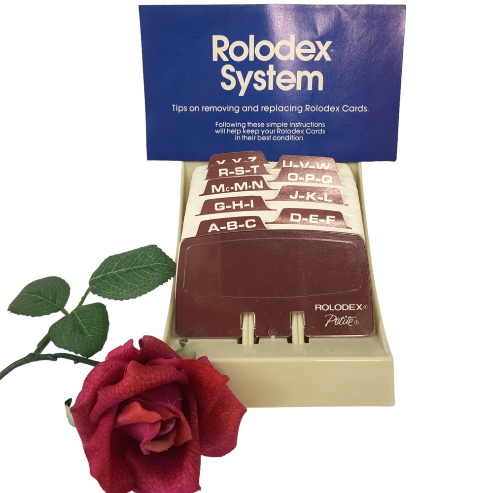 VTG ROLODEX Telephone List Finder With cards  beige Model S-310 NOS NIB